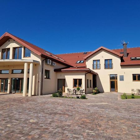 Villa Nova Szuminka Extérieur photo